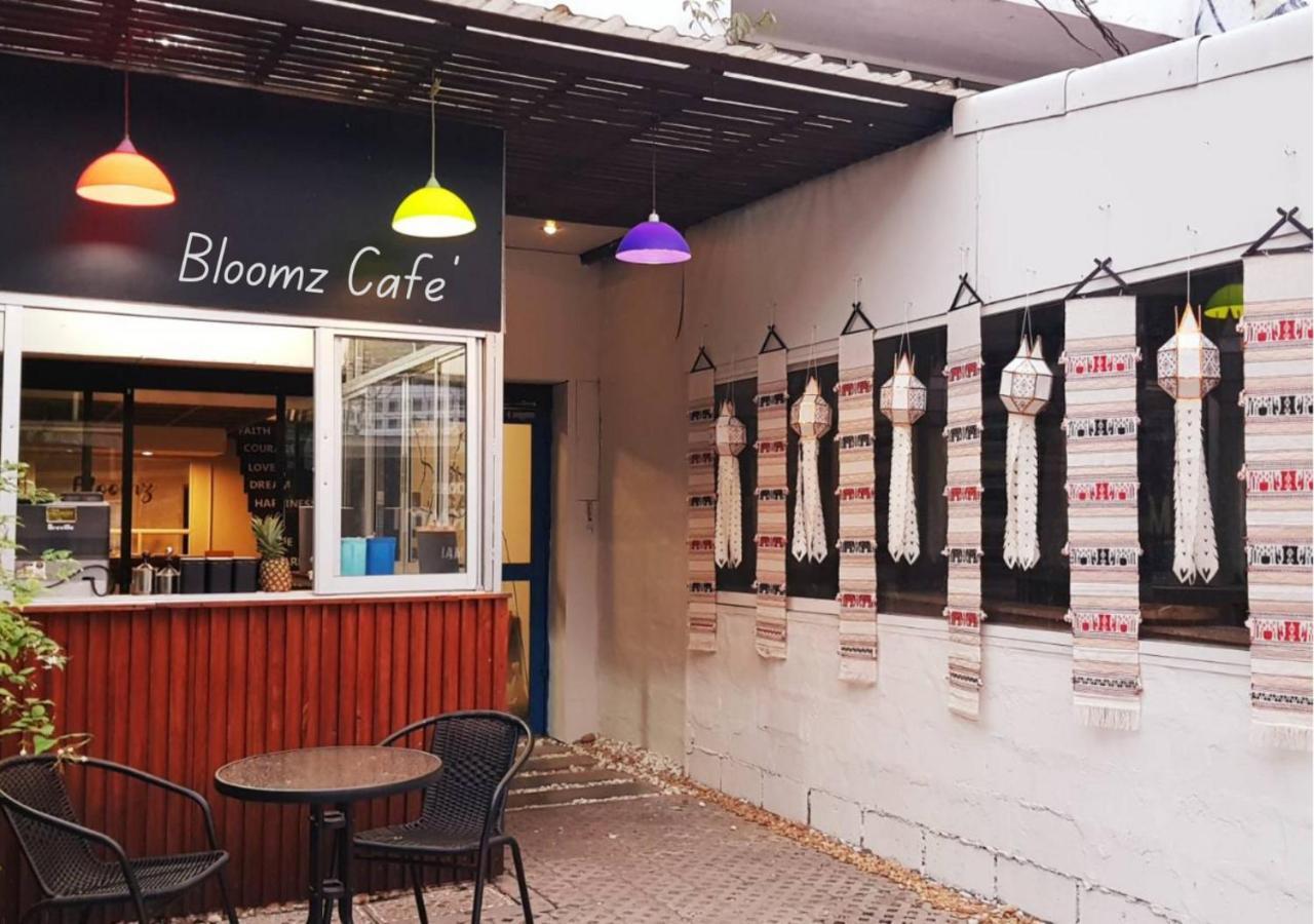 Bloomz Hostel Chiang Mai Eksteriør billede