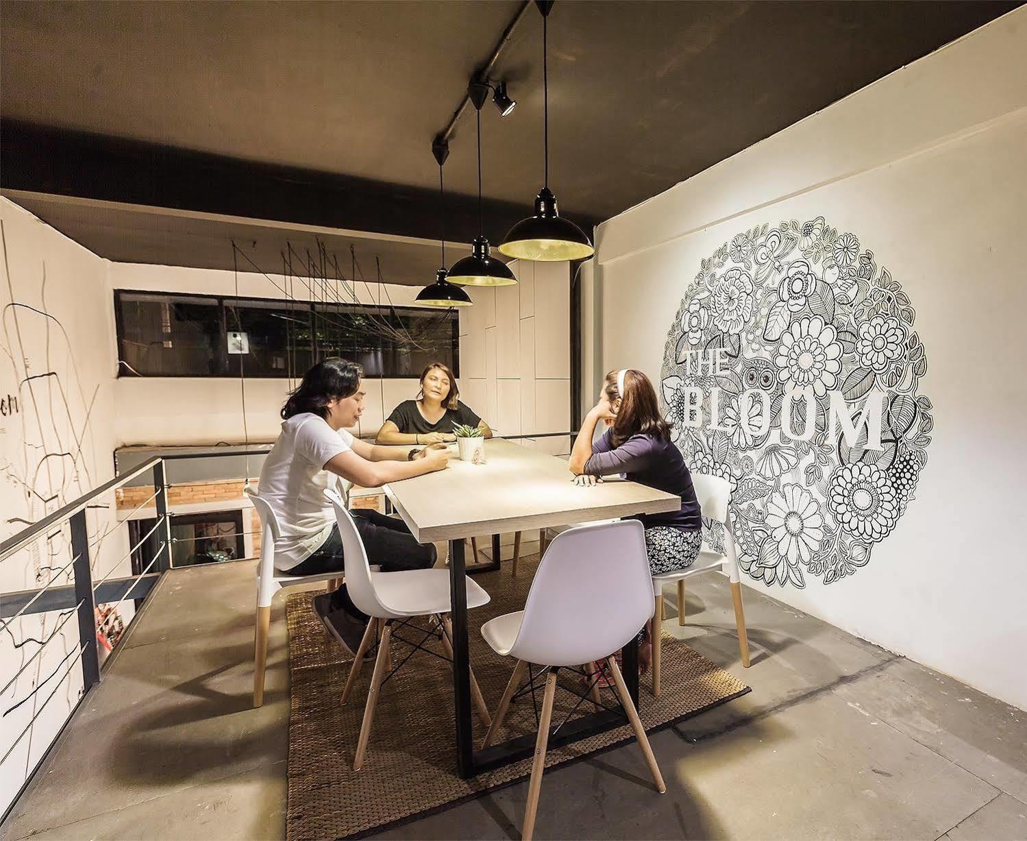 Bloomz Hostel Chiang Mai Eksteriør billede